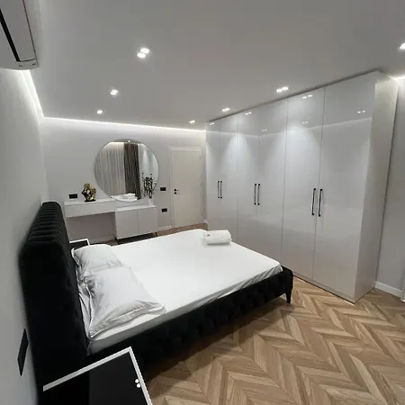 7 Floor Luxury